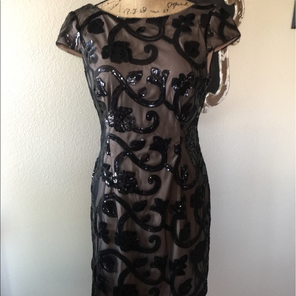 Adrianna Papell Dresses & Skirts - Adrianna Papell black sequin cocktail dress